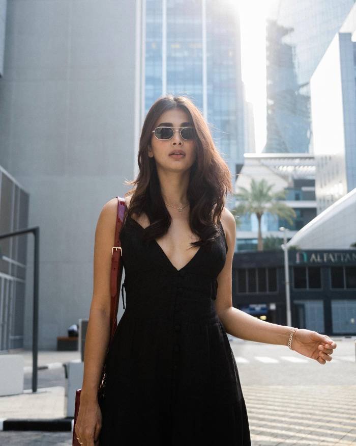 pooja hegde_teluguvox 4